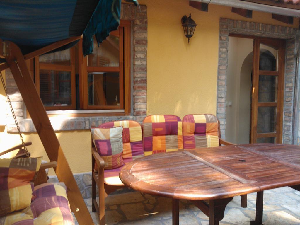 Mediterran Apartmanhaz Szántód Exteriör bild