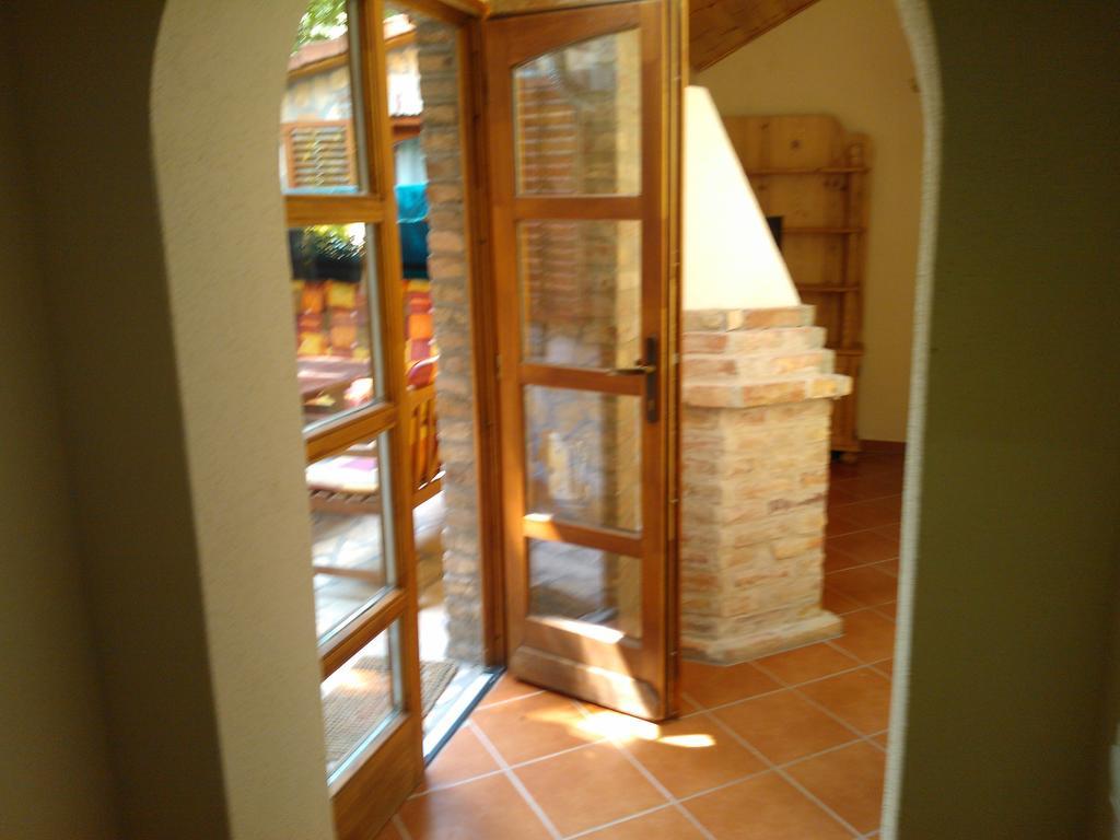 Mediterran Apartmanhaz Szántód Exteriör bild