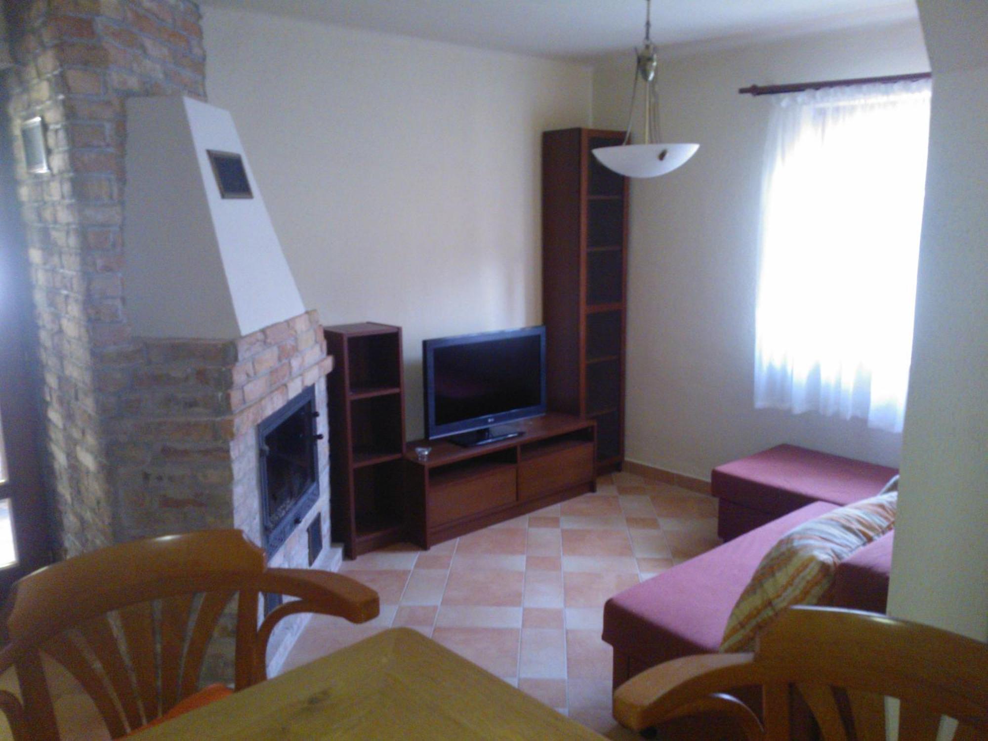 Mediterran Apartmanhaz Szántód Rum bild